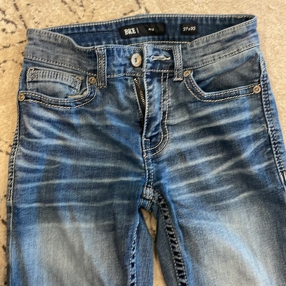 BKE Classic Blue Women's Jeans in “Alec” - Picture 3 of 12